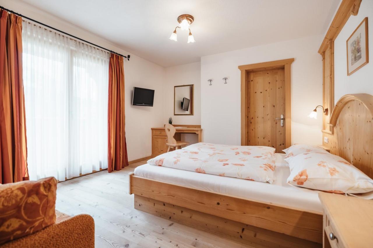 Garni Ciasa Urban Aparthotel Badia  Exterior photo